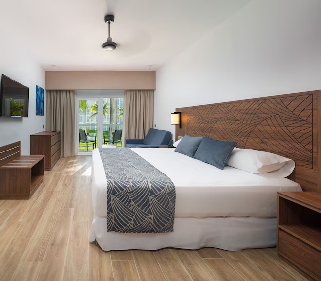 Riu resort bedroom